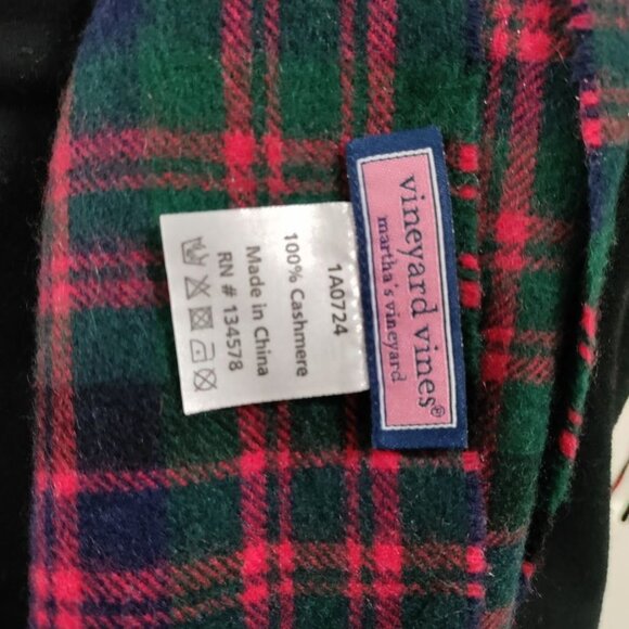 NWT Vineyard Vines Cashmere Scarf Red Green And Blue Plaid Tartan Scarf - Picture 7 of 8